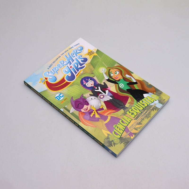 Dc Super Hero Girls: Ciência Esquisita | Weird Science