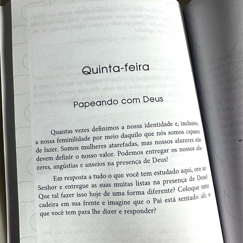 Devocional Meu Lugar De Intimidade Com Deus | Paola Muehlbauer