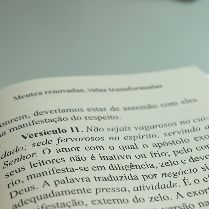 Mentes Renovadas Vidas Transformadas | C. Hodge