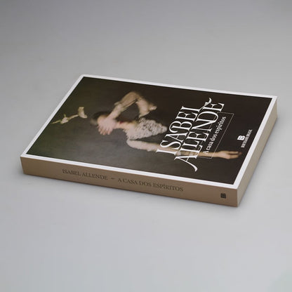A Casa dos Espíritos | Isabel Allende