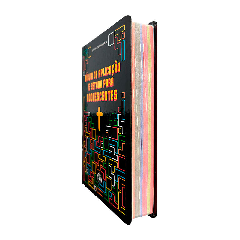 Bíblia de Aplicação e Estudo Para Adolescentes | Capa Dura | Capa Tetris
