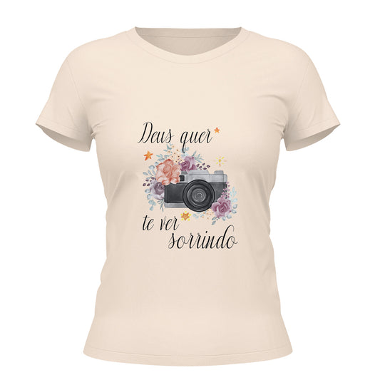 Camiseta Cristã Feminina - Deus quer te ver sorrindo | Off White