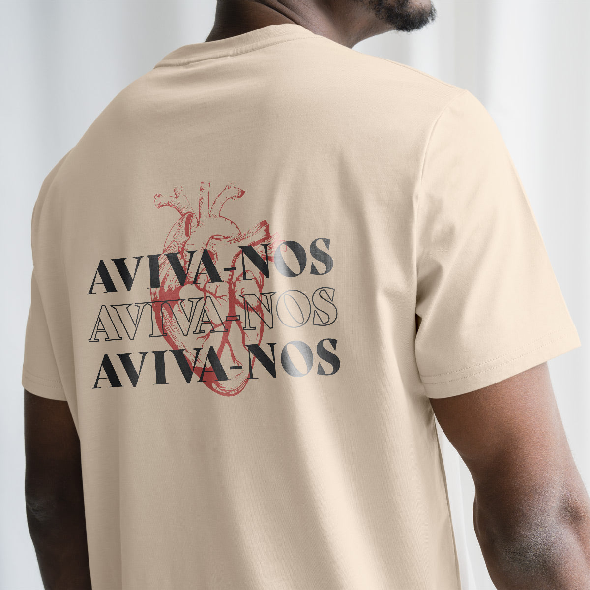 Camiseta Cristã Masculina - Aviva-nos | Off White