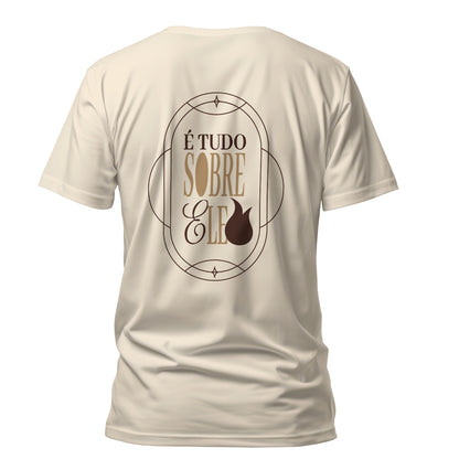 Camiseta Cristã Masculina - É Tudo Sobre Ele | Off White