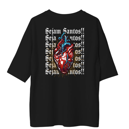 Camiseta Cristã Oversized - Sejam Santos | Preta
