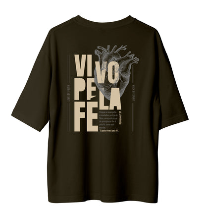 Camiseta Cristã Oversized - Vivo pela fé | Ocre