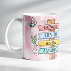 Kit Entrego e Confio | Caneca - Deus está no comando + Livreto Nova Criatura