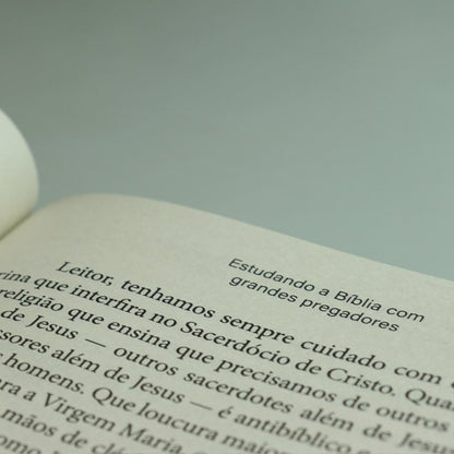 Estudando a Bíblia Com Grandes Pregadores | C. Spurgeon, J. Edwards, C. Finney e J.C Ryle