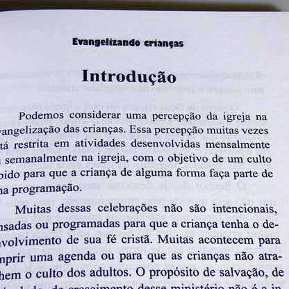 Kit 2 livros: Primeiros Passos na Fé: Evangelizando e Discipulando Crianças
