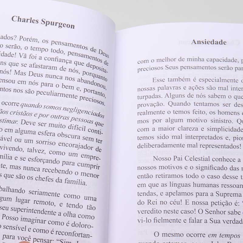 Kit Devocional | 40 Dias Com Divertidamente + Ansiedade - Lutando contra a ansiedade