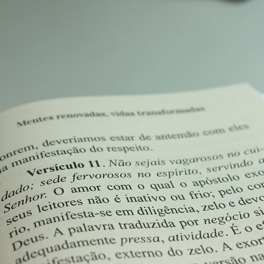 Mentes Renovadas Vidas Transformadas | C. Hodge