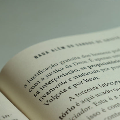 Nada Além Do Sangue De Cristo | C. Hodge