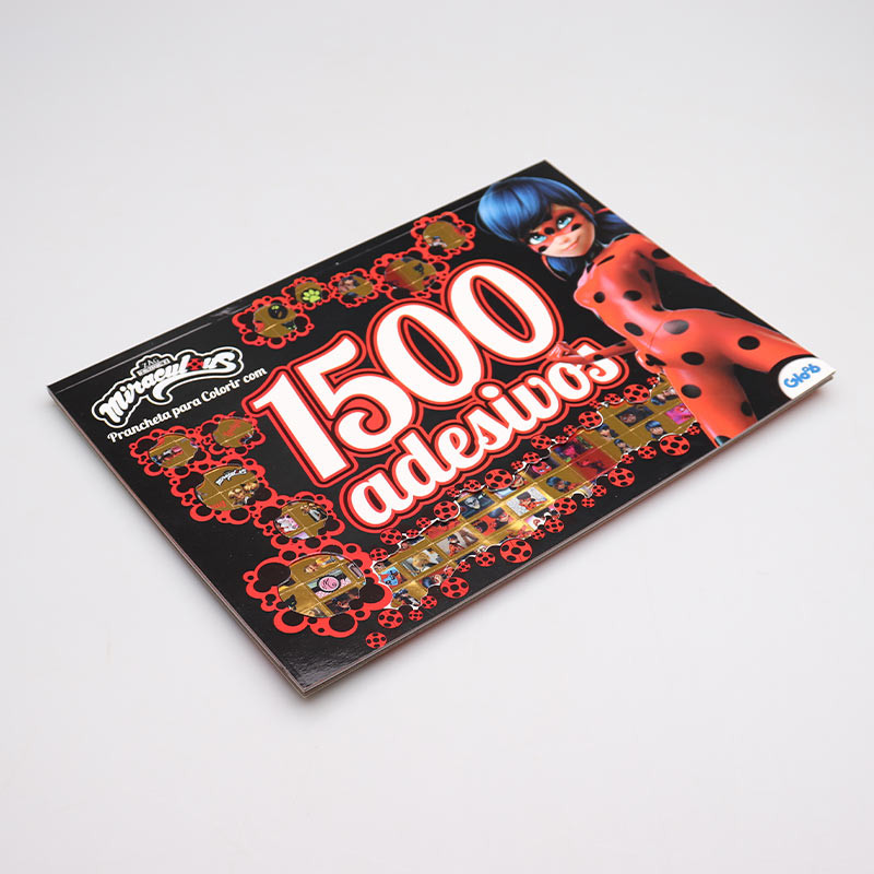 Ladybug - Prancheta para colorir com 1500 adesivos, Livraria Anchieta
