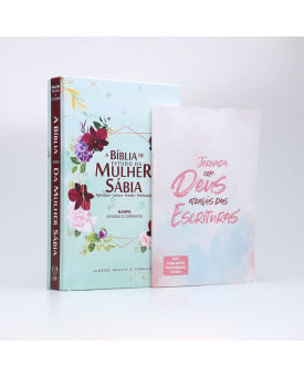 Kit A Bíblia de Estudo da Mulher Sábia | ARC | Letra Hipergigante | Floral Verde + Abas Adesivas Deus | O Poder da Fé