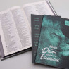 Kit Bíblia NVI Slim + Abas Adesivas | Leão Azul | Vivendo a Maravilha 