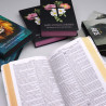 Kit 8 Bíblias RC Harpa Avivada e Corinhos | Leão Aslam + Rei dos Reis + Flores do Campo + Flores Cruz