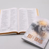 Kit Bíblia NVI Slim + Devocional Eu e Deus | Leão Dourado | Amor a Palavra 