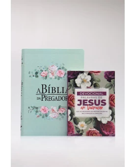 Kit Bíblia da Pregadora | RC + Devocional Palavras de Jesus em Vermelho | Floral Roxa | Oração Secreta