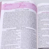 A Bíblia de Estudo da Mulher Sábia | RC | Harpa Avivada e Corinhos | Letra Grande | Capa Dura | Flores Suaves
