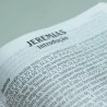 Bíblia de Estudo KJA Atualizada | Flores Cruz 2.0 | Letra Hipergigante | Capa Dura