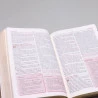 A Bíblia da Pregadora | RC | Capa Sintética | Letra Normal | Capa Flores Verde/Salmão