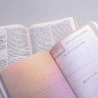 Kit Bíblia NAA Flowers Branca + Eu e Deus Rosas | Mulher Virtuosa