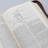 Nova Bíblia Pastoral | Letra Grande | Luxo | Tamanho Médio | Marrom | Zíper 