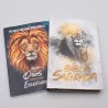Kit Bíblia NVI Slim Leão Dourado + Abas Adesivas Alfa e Ômega | Vivendo a Maravilha 