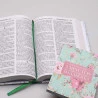 Kit Bíblia Sagrada ACF Letra Gigante Flores do Campo + 3 Minutos de Sabedoria Para Mulheres | O Poder da Oração